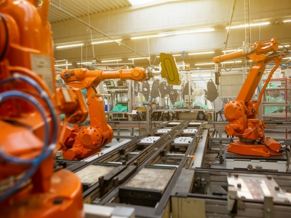 Factory automation — Simon Kadula / Unsplash — صورة توضيحية