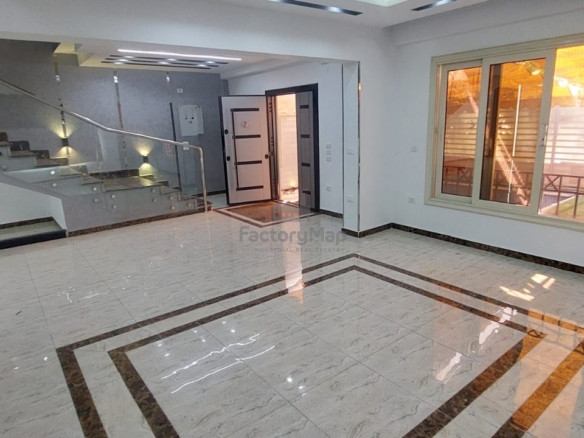 فيلا تاون هاوس في التجمع – كود 4023