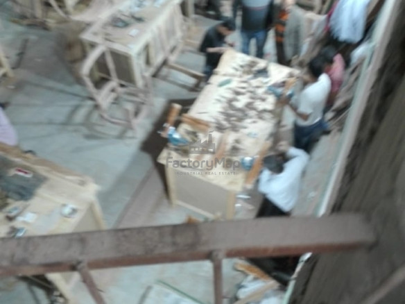 مصنع و 3محلات في الزاويه الحمراء – كود 4074