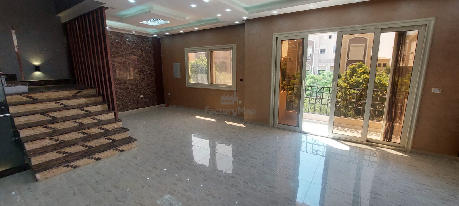 فيلا تاون هاوس في التجمع – كود 4023